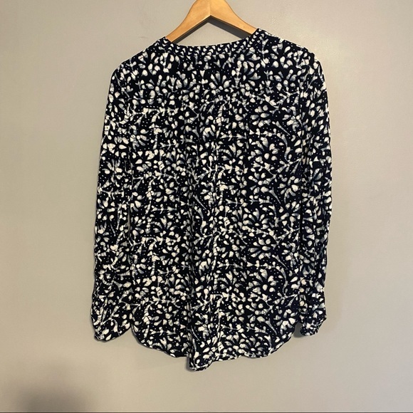 LOFT long sleeve silky blouse sz s - Picture 4 of 5